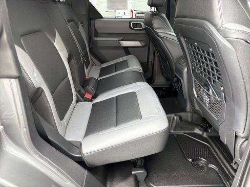 Used 2023 Ford Bronco Black Diamond AWD/4WD image 18