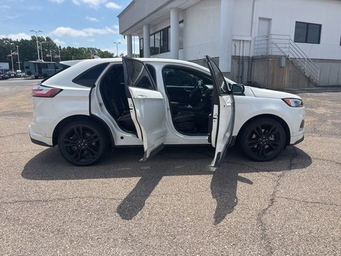 Certified 2020 Ford Edge ST w/ Equipment Group 401A AWD/4WD image 43