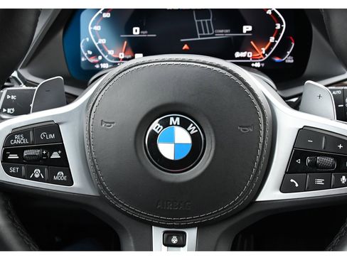 Used 2020 BMW X5 M50i w/ Executive Package image 11