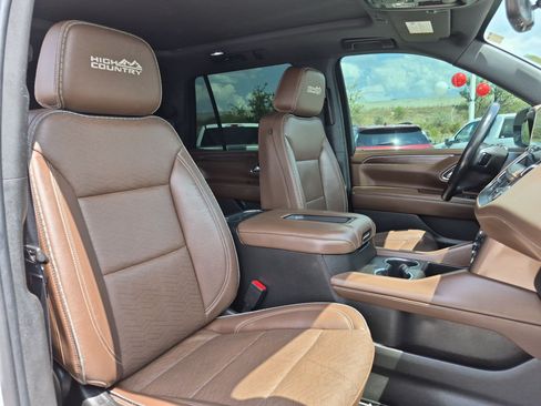 Used 2021 Chevrolet Tahoe High Country AWD/4WD image 30