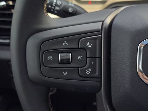 New 2026 GMC Sierra 2500 AT4 w/ AT4 Premium Plus Package AWD/4WD image 25