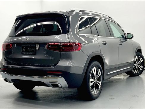 Used 2026 Mercedes-Benz GLB 250 image 5