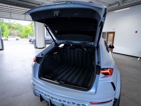 Used 2022 Lamborghini Urus AWD/4WD image 67