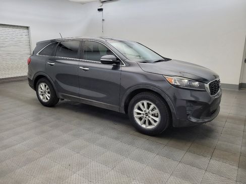 Used 2020 Kia Sorento LX FWD image 11