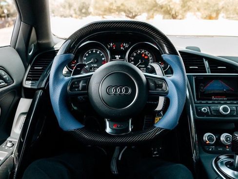 Used 2015 Audi R8 V10 AWD/4WD image 24