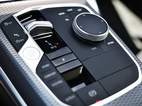 Used 2025 BMW 230i Coupe image 36