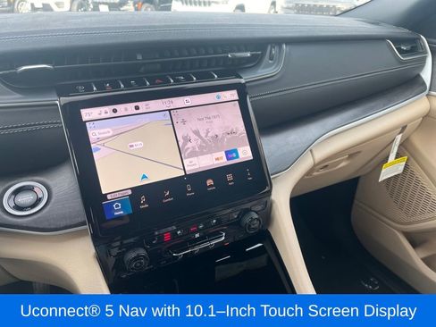 New 2025 Jeep Grand Cherokee L Limited w/ Luxury Tech Group II image 14