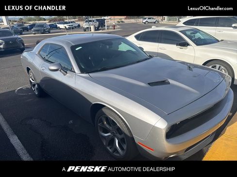 Used 2015 Dodge Challenger SXT Plus w/ Driver Convenience Group image 1