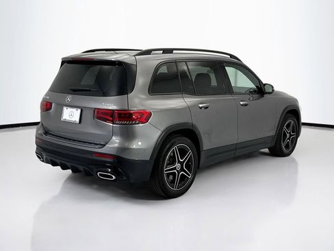 Used 2022 Mercedes-Benz GLB 250 4MATIC image 5