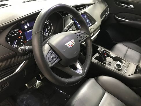 Used 2019 Cadillac XT4 Sport AWD/4WD image 13
