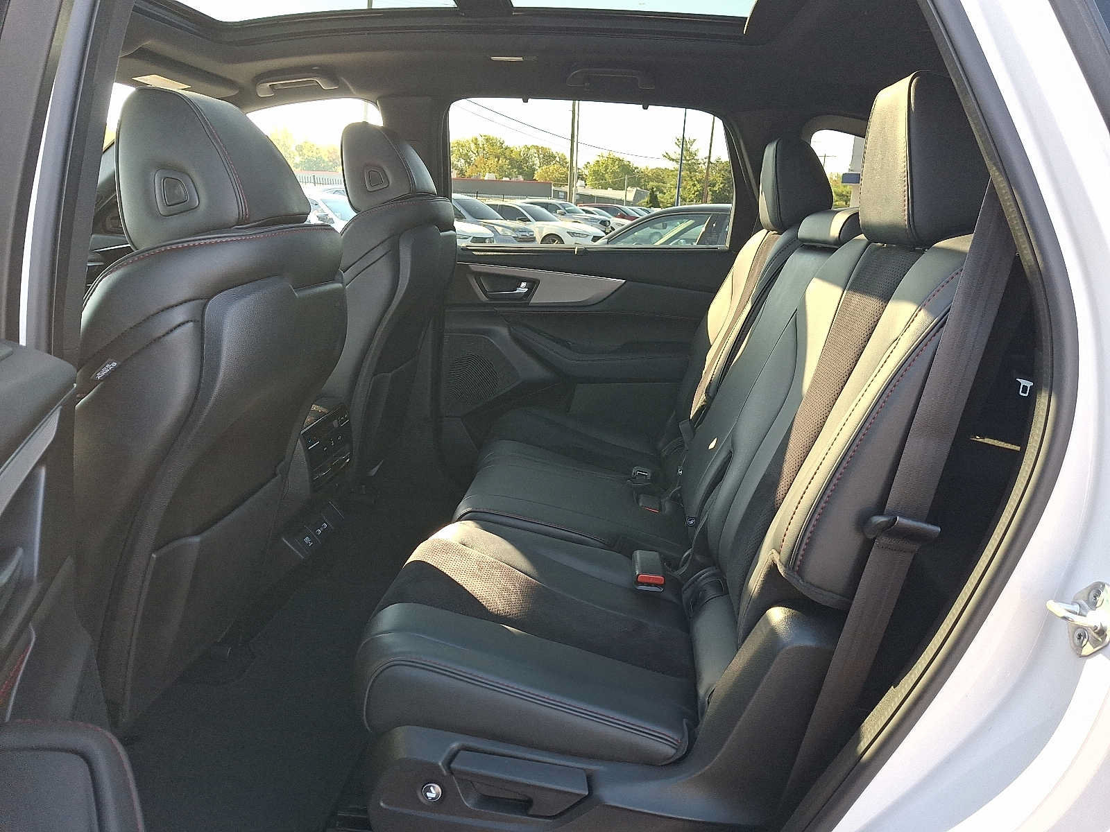 Used 2024 Acura MDX A-Spec AWD/4WD image 10