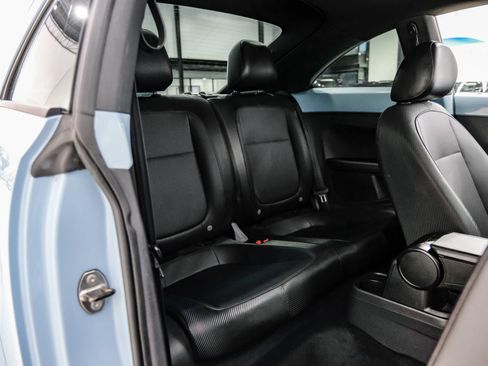 Used 2014 Volkswagen Beetle 2.5 FWD image 36