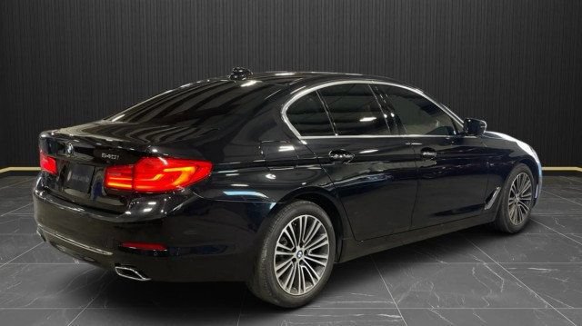 Used 2018 BMW 540i RWD image 7