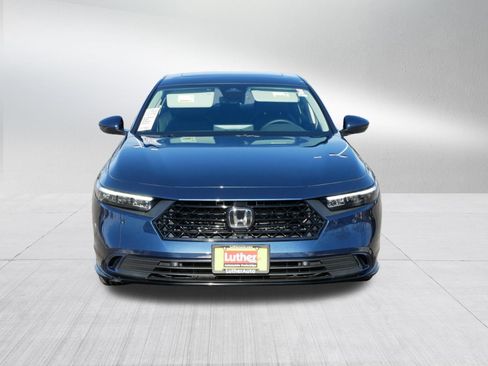 Used 2025 Honda Accord EX-L image 2
