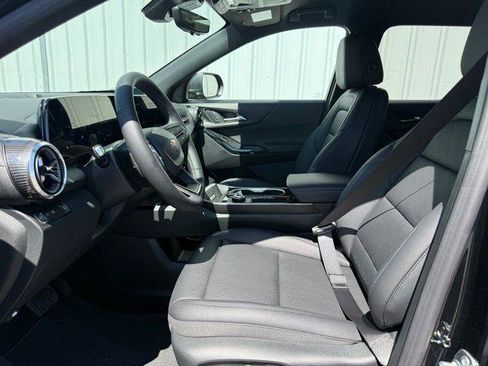 New 2026 Chevrolet Equinox LT FWD image 10