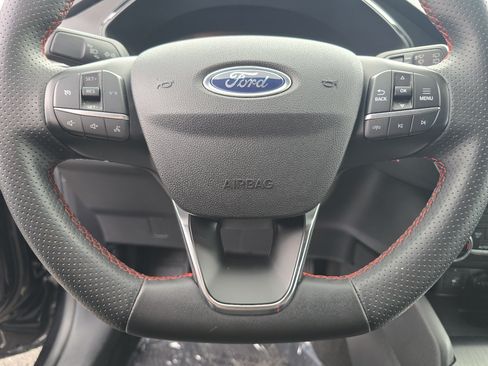 Used 2025 Ford Escape ST-Line FWD image 32