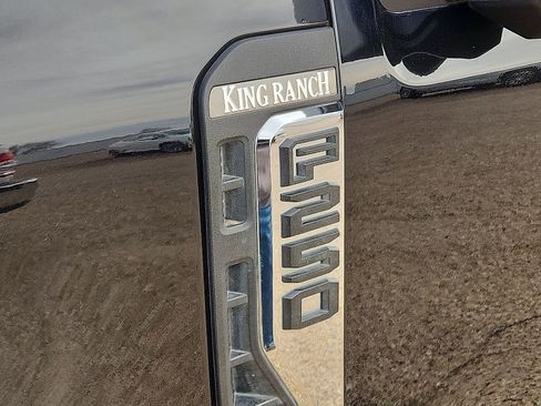 Used 2025 Ford F250 King Ranch w/ FX4 Off-Road Package image 3