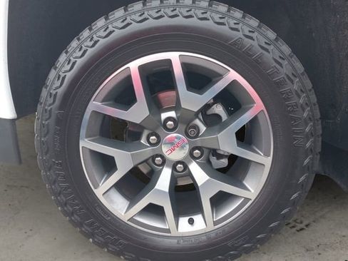 Used 2017 GMC Sierra 1500 SLT image 14