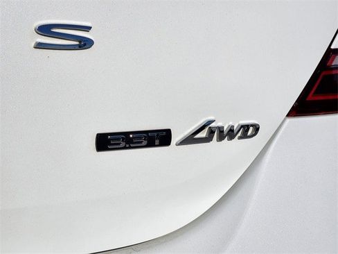 Used 2023 Genesis G70 3.3T w/ Sport Prestige Package image 8