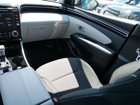 Certified 2023 Hyundai Tucson SE AWD/4WD image 11