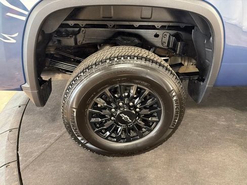 Certified 2026 Chevrolet Silverado 3500 W/T AWD/4WD image 30