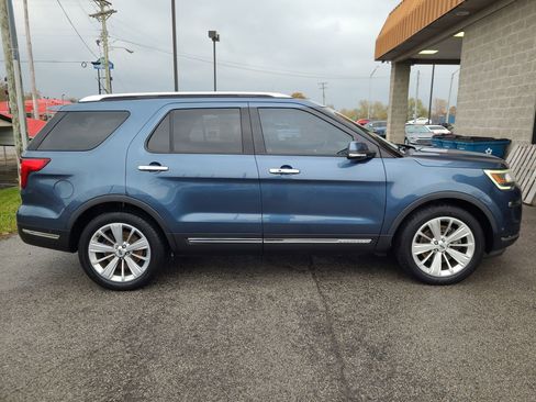 Used 2018 Ford Explorer Limited w/ Equipment Group 301A image 2