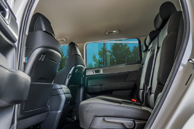 Certified 2026 Hyundai Santa Fe SE FWD image 36