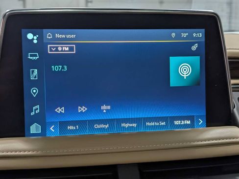 Used 2023 Chevrolet Tahoe Premier AWD/4WD image 27
