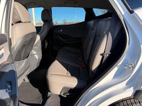 Used 2017 Hyundai Santa Fe Sport 2.0T image 24