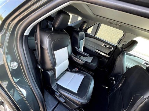 Certified 2022 Ford Explorer XLT w/ Equipment Group 202A image 26