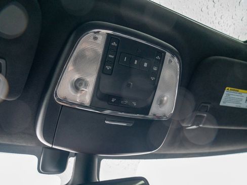 Used 2019 Jeep Grand Cherokee SRT image 22