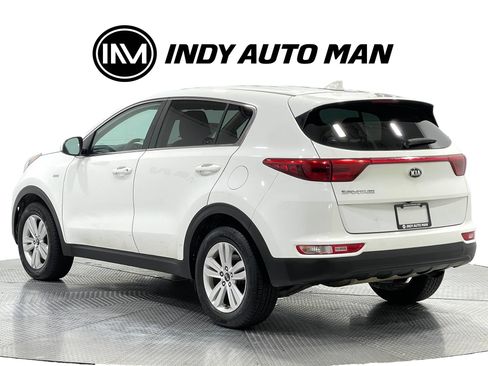 Used 2018 Kia Sportage LX AWD/4WD image 6