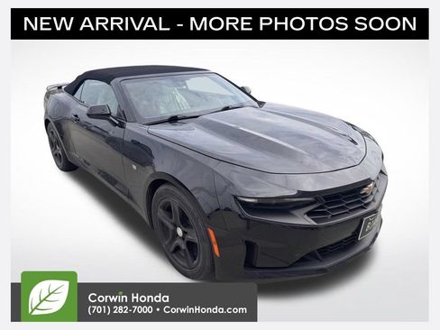 Used 2023 Chevrolet Camaro LT RWD image 1