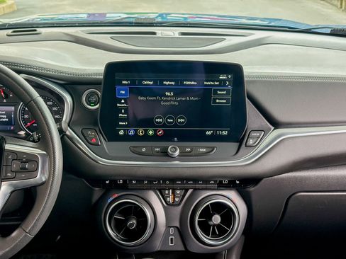 Used 2024 Chevrolet Blazer LT w/ Convenience Package image 8