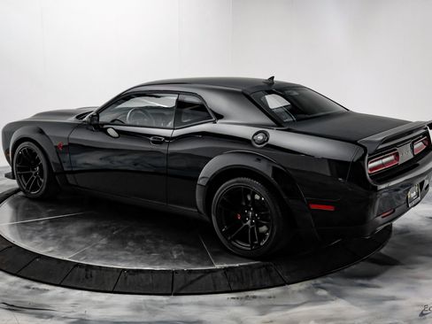 Used 2022 Dodge Challenger SRT Hellcat image 10