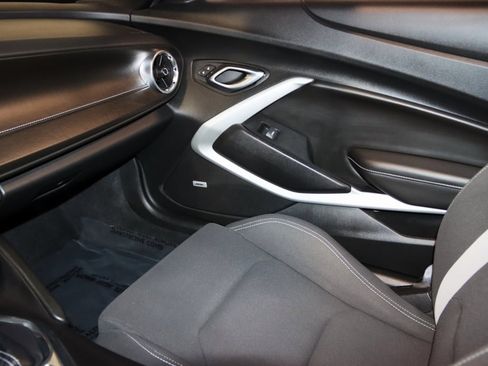 Used 2018 Chevrolet Camaro LT w/ RS Package image 47