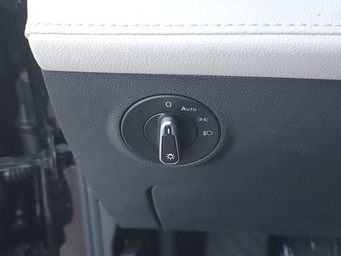 New 2026 Volkswagen Taos S FWD image 25