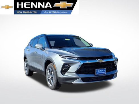 New 2026 Chevrolet Blazer LT w/ Convenience Package AWD/4WD image 1
