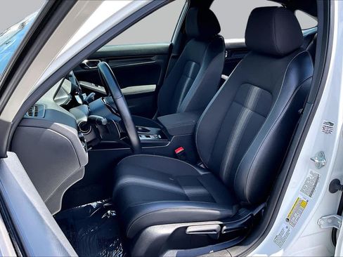 Used 2023 Honda Civic Sport image 8
