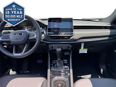 New 2025 Jeep Compass Limited w/ Sun & Sound Group image 11