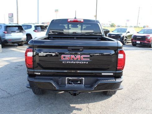 New 2026 GMC Canyon Elevation w/ Convenience Package image 4