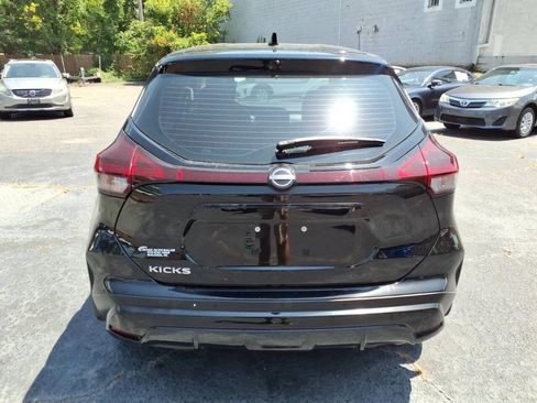 Used 2024 Nissan Kicks S FWD image 4