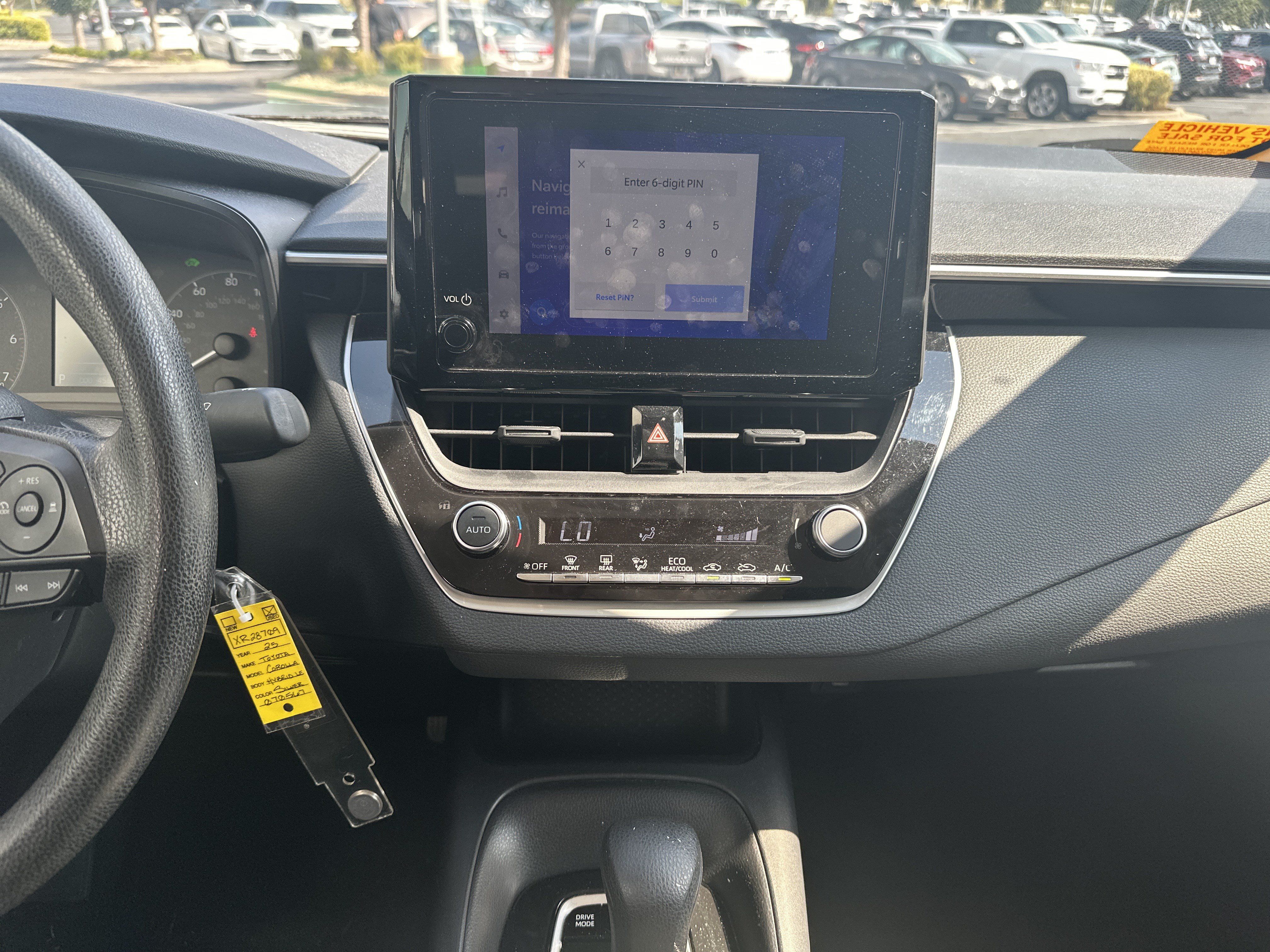 Used 2025 Toyota Corolla LE FWD image 22