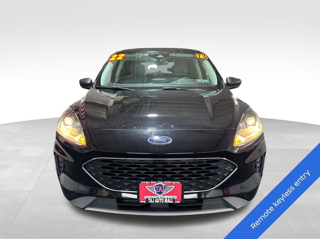 Used 2022 Ford Escape SE AWD/4WD image 2