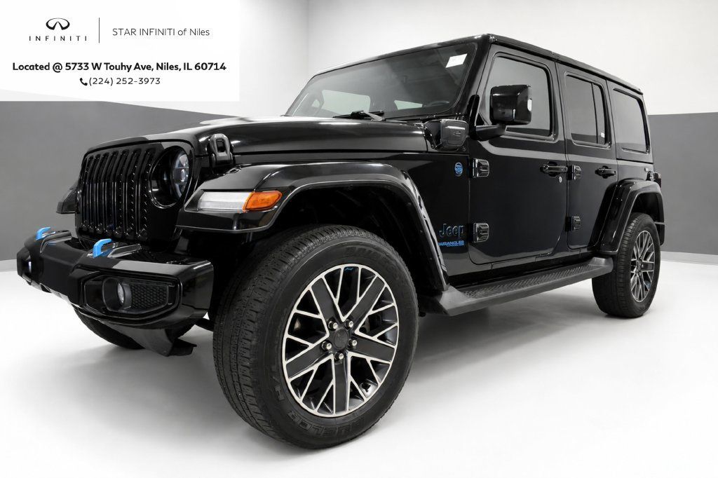 Used 2022 Jeep Wrangler Unlimited Sahara AWD/4WD image 1