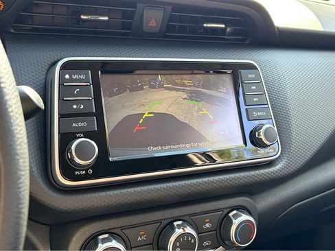 New 2025 Nissan Kicks Play S image 6