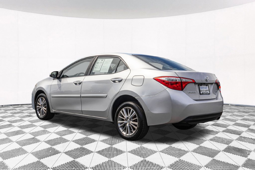 Used 2015 Toyota Corolla LE FWD image 8