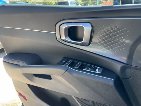 New 2026 Kia Sorento LX FWD image 17