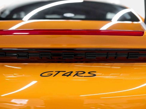 Used 2025 Porsche 718 Cayman GT4 RS image 31