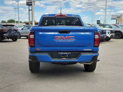 New 2026 GMC Canyon Elevation w/ Convenience Package image 9